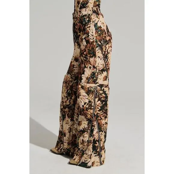 AKIRA - FANTASY CAPTURED BROCADE CARGO PANT - L - Picture 2 of 12